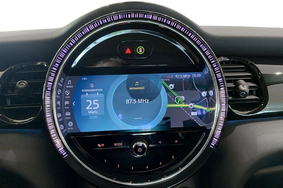 MINI Cooper SE Essential 3d