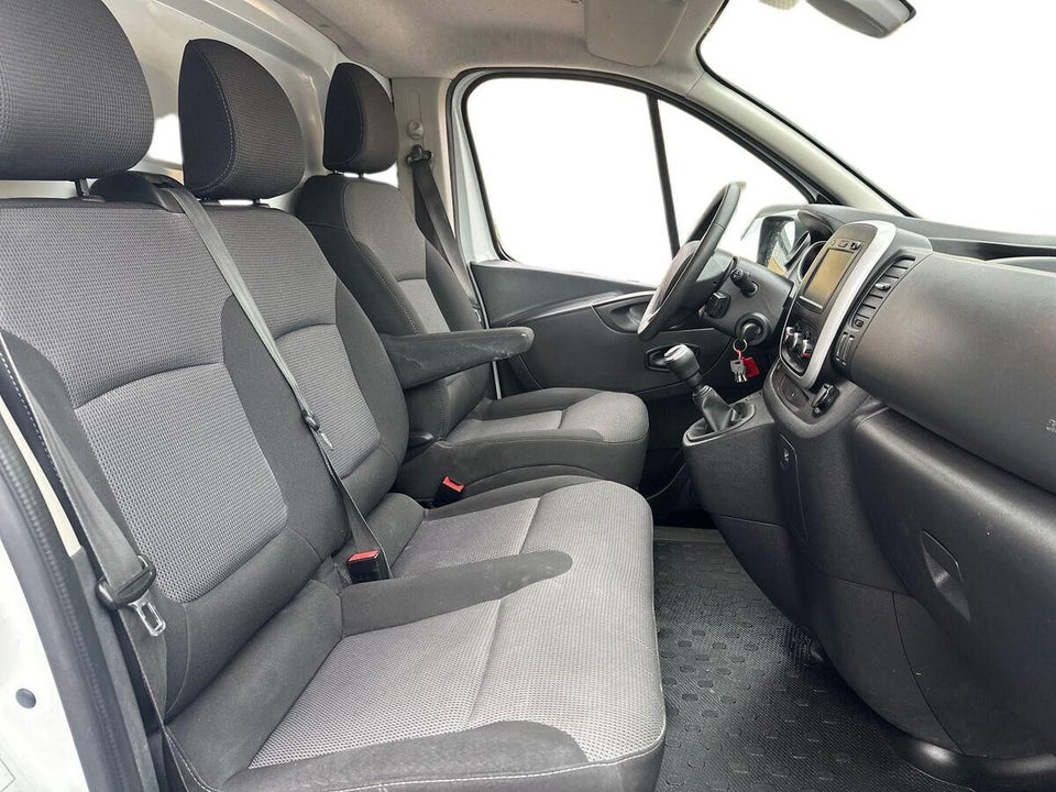 Renault Trafic 2,0 dCi 150 L2H2 Tekno