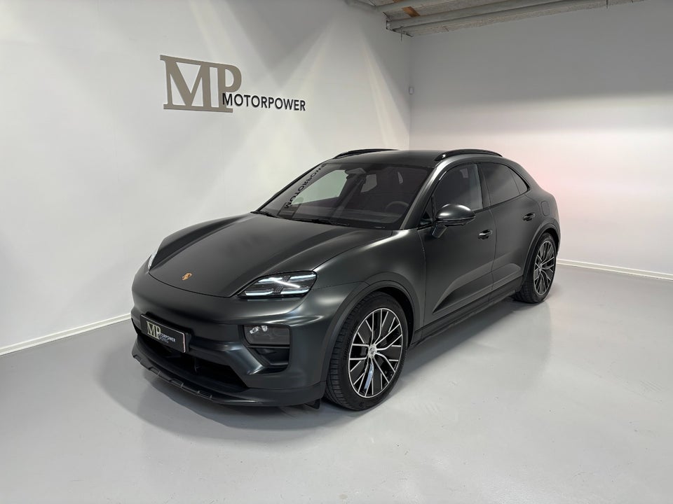 Porsche Macan 4 5d