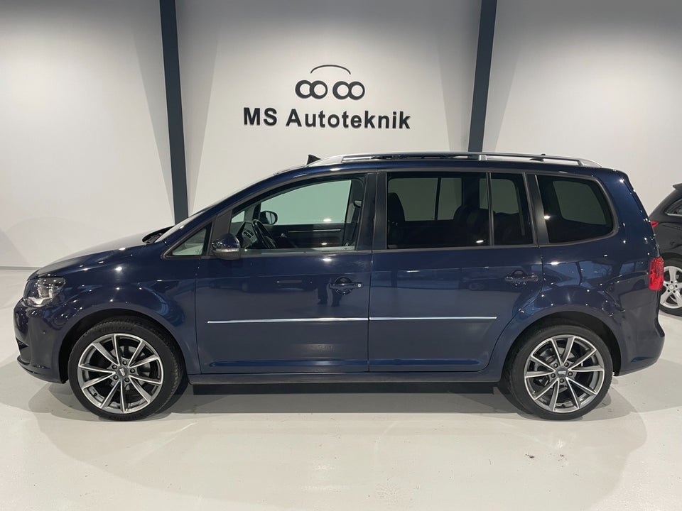 VW Touran 1,6 TDi 105 Highline BMT 7prs 5d