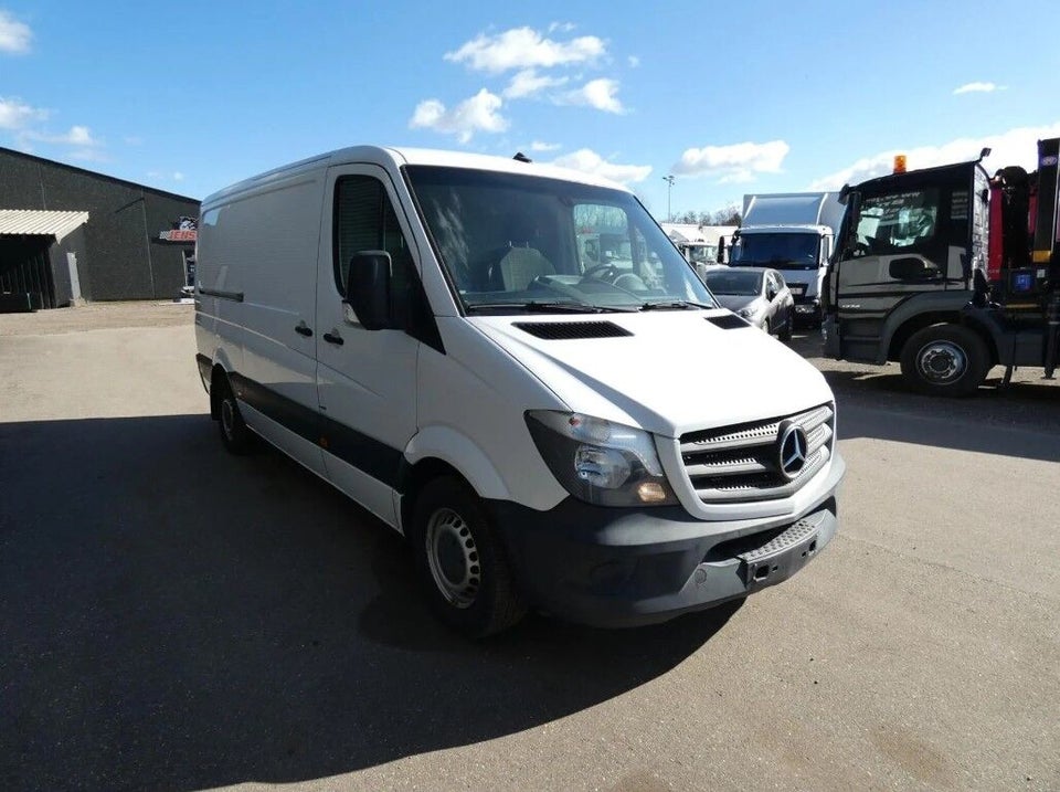 Mercedes Sprinter 316 2,2 CDi R2 Kassevogn 6d