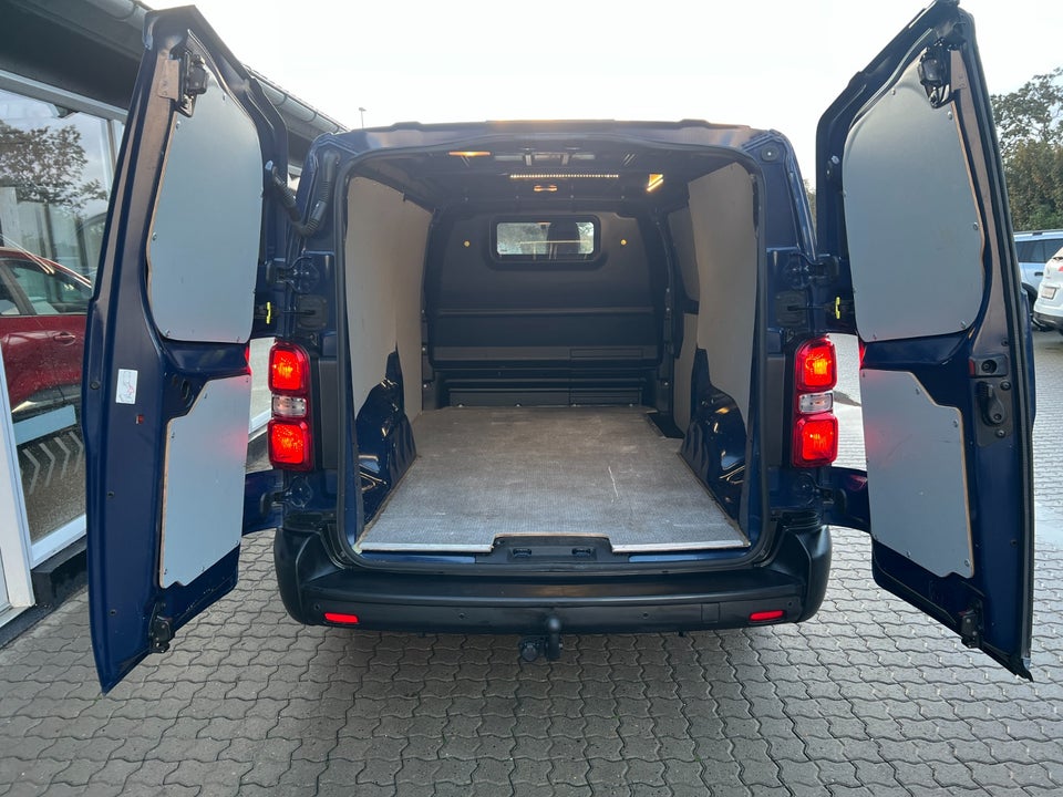 Toyota ProAce 2,0 D 120 Compact Base+ 5d
