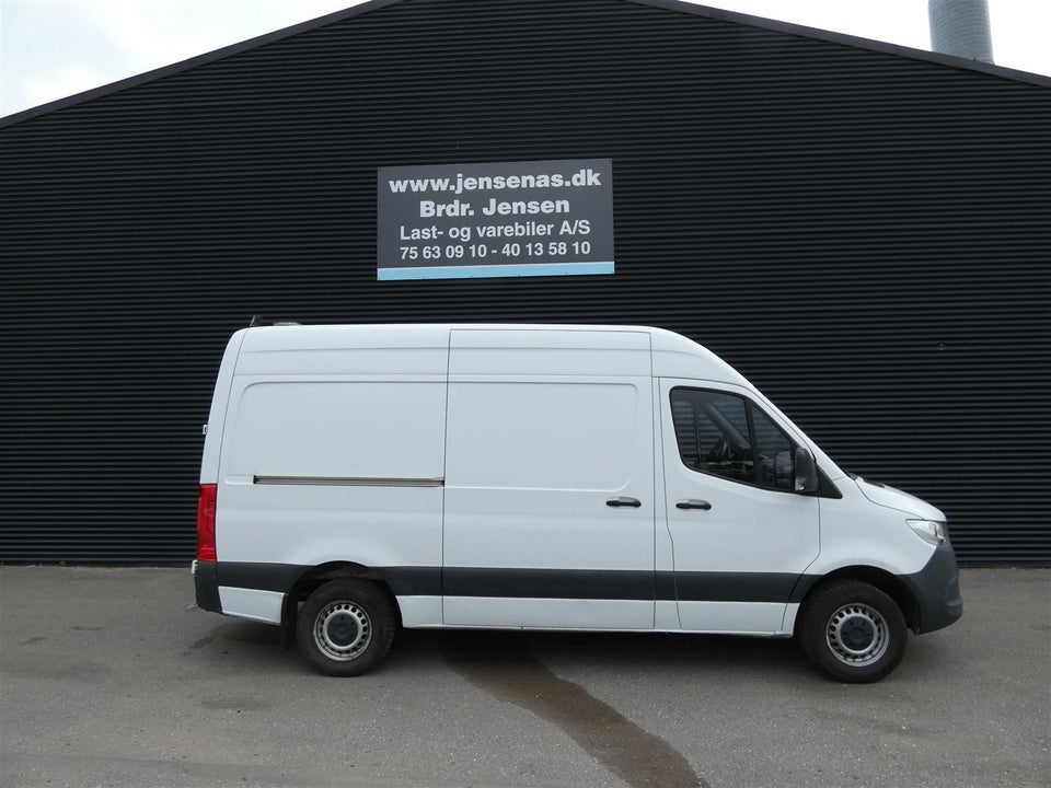 Mercedes Sprinter 316 2,2 CDi A2 Kassevogn RWD