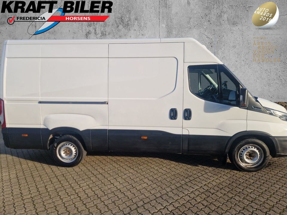 Iveco Daily 2,3 35S16 12m³ Kølevogn AG8