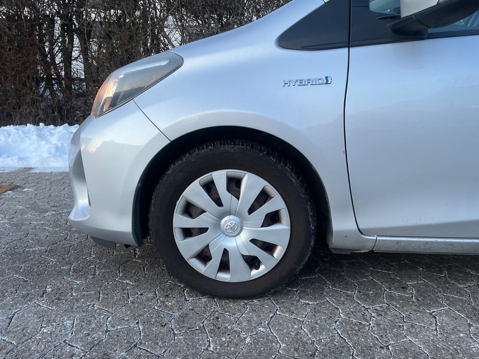 Toyota Yaris 1,5 Hybrid H2 Premium e-CVT 5d