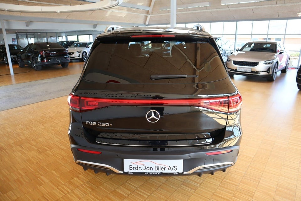 Mercedes EQB250+ AMG Edition 5d