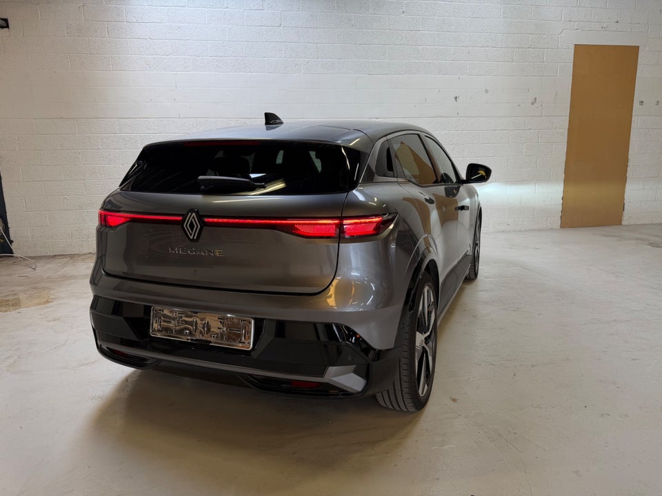 Renault Megane E-Tech 60 Techno 5d