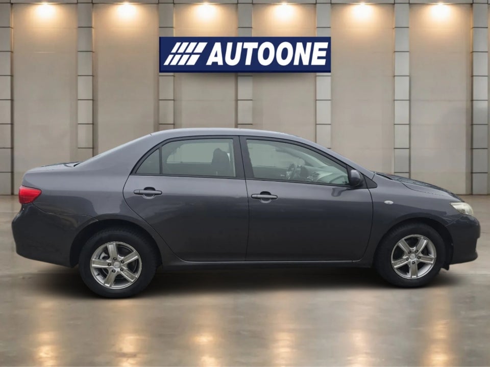 Toyota Corolla 1,4 D-4D Terra 4d