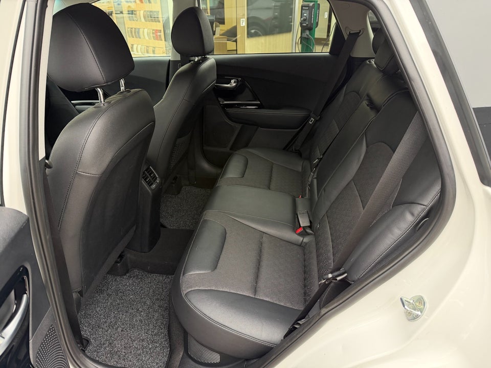 Kia Niro 1,6 HEV Advance DCT 5d