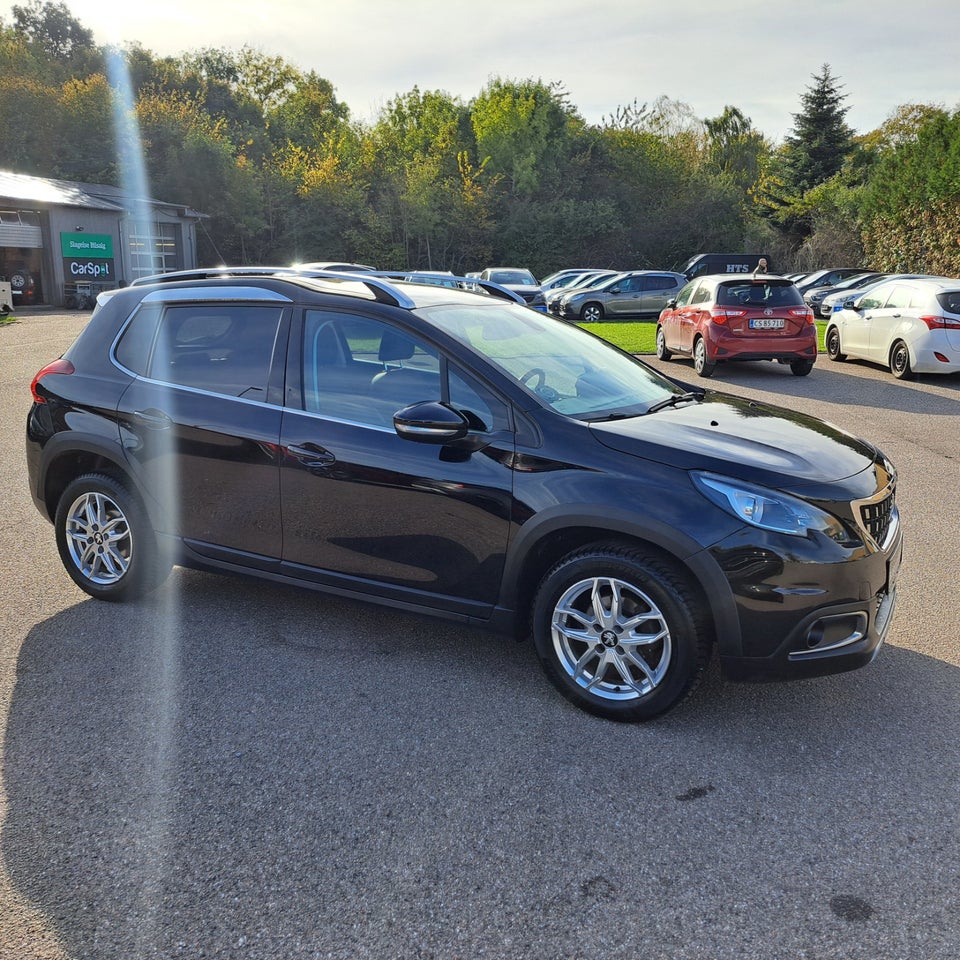 Peugeot 2008 1,2 VTi 82 Allure 5d