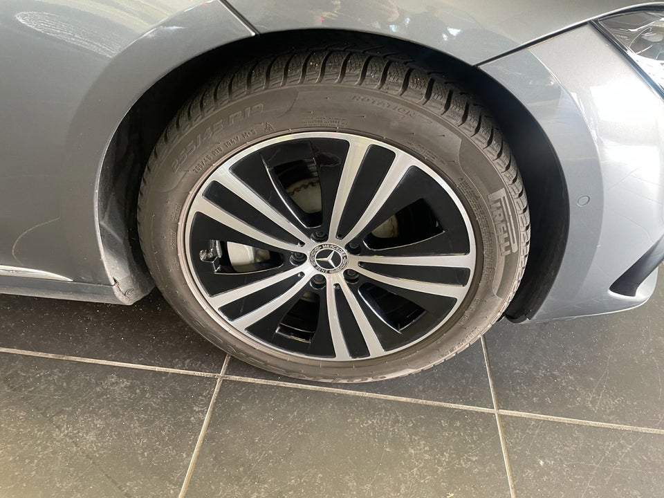 Mercedes EQE350 Avantgarde 4d