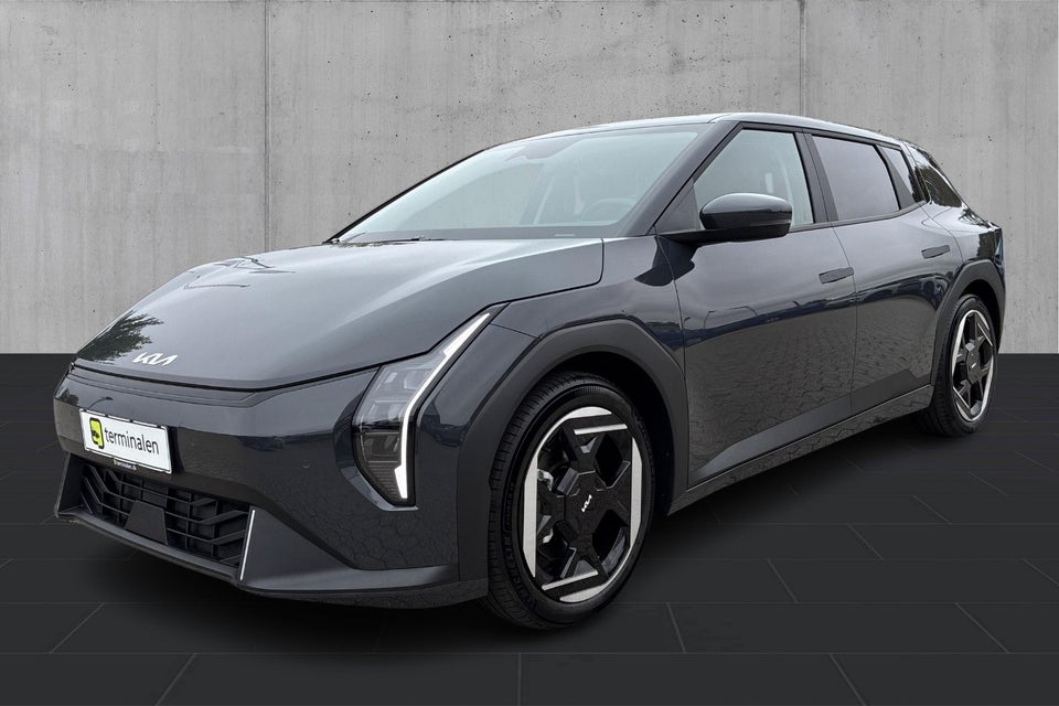 Kia EV4 81 Long Range Earth 5d