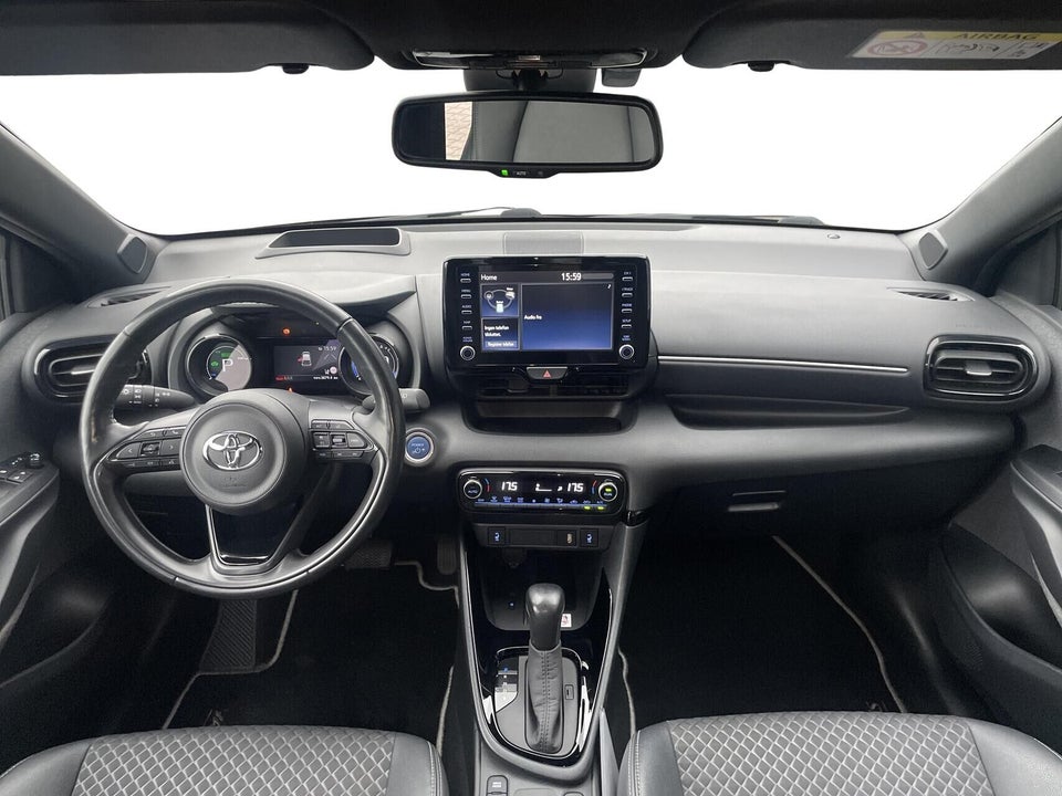 Toyota Yaris 1,5 Hybrid H3 Style e-CVT 5d