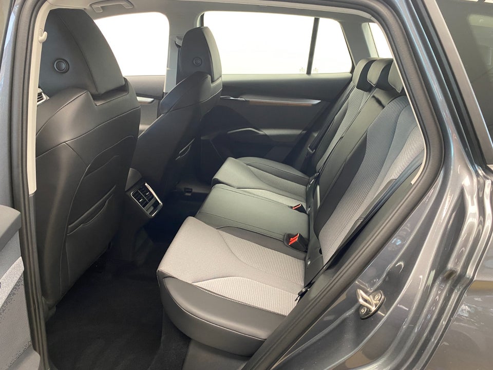 Skoda Enyaq 50 iV 5d