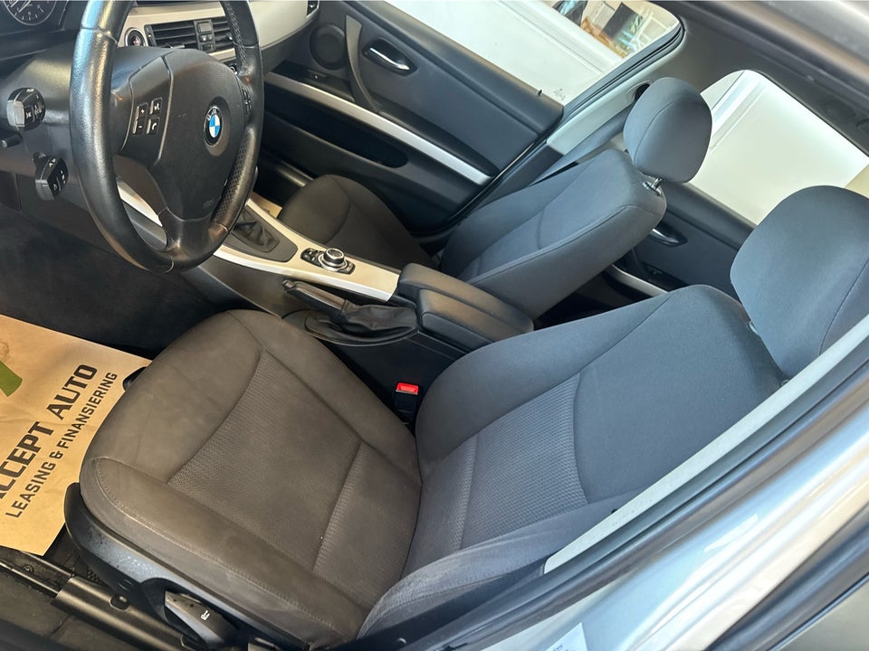 BMW 320d 2,0 Touring Steptr. 5d