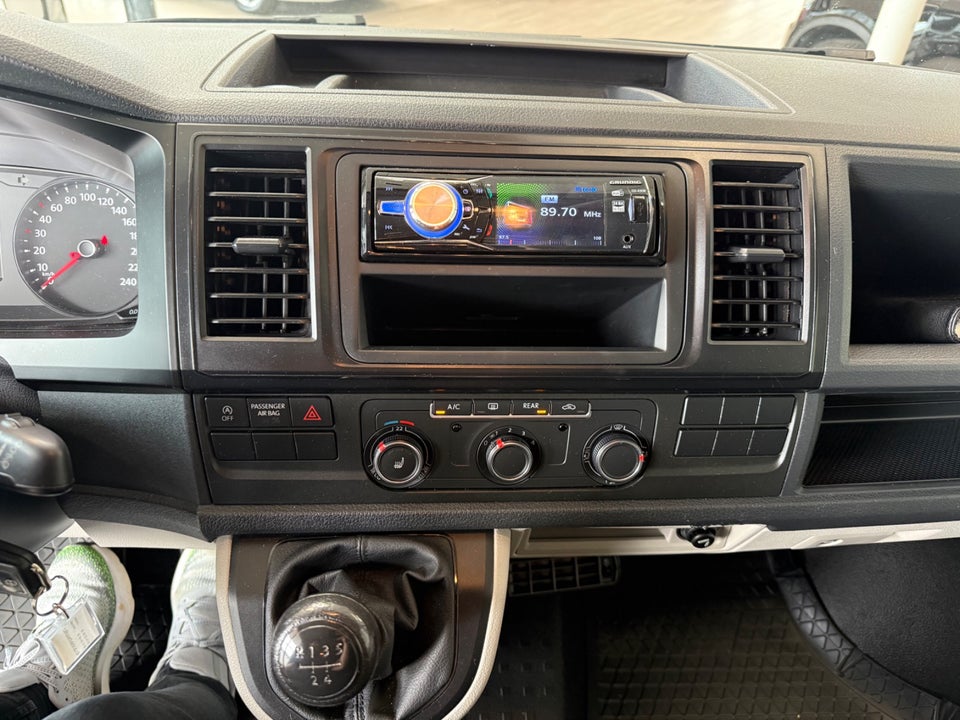 VW Caravelle 2,0 TDi 102 Comfortline lang