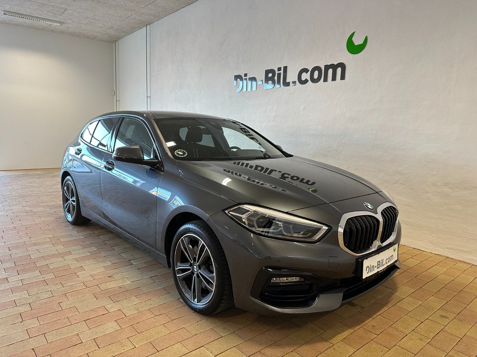 BMW 118i 1,5 Sport Line aut. 5d