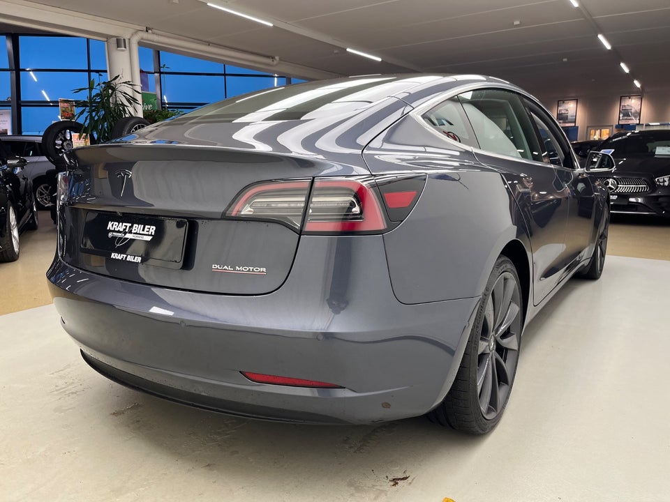 Tesla Model 3 Performance AWD 4d