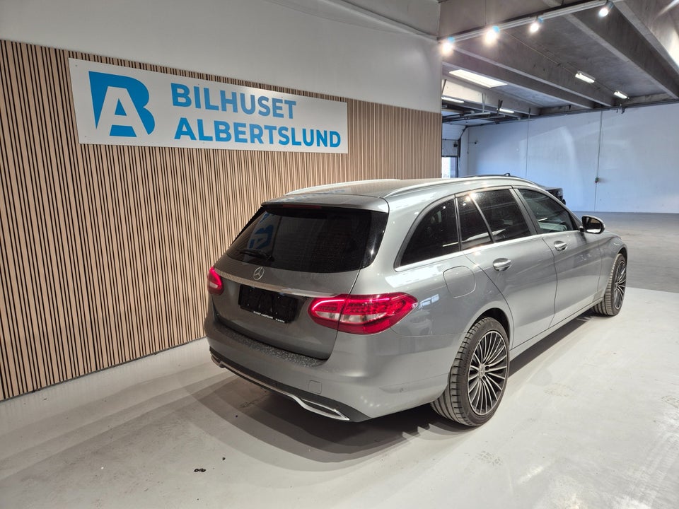 Mercedes C220 2,2 BlueTEC Business stc. 5d