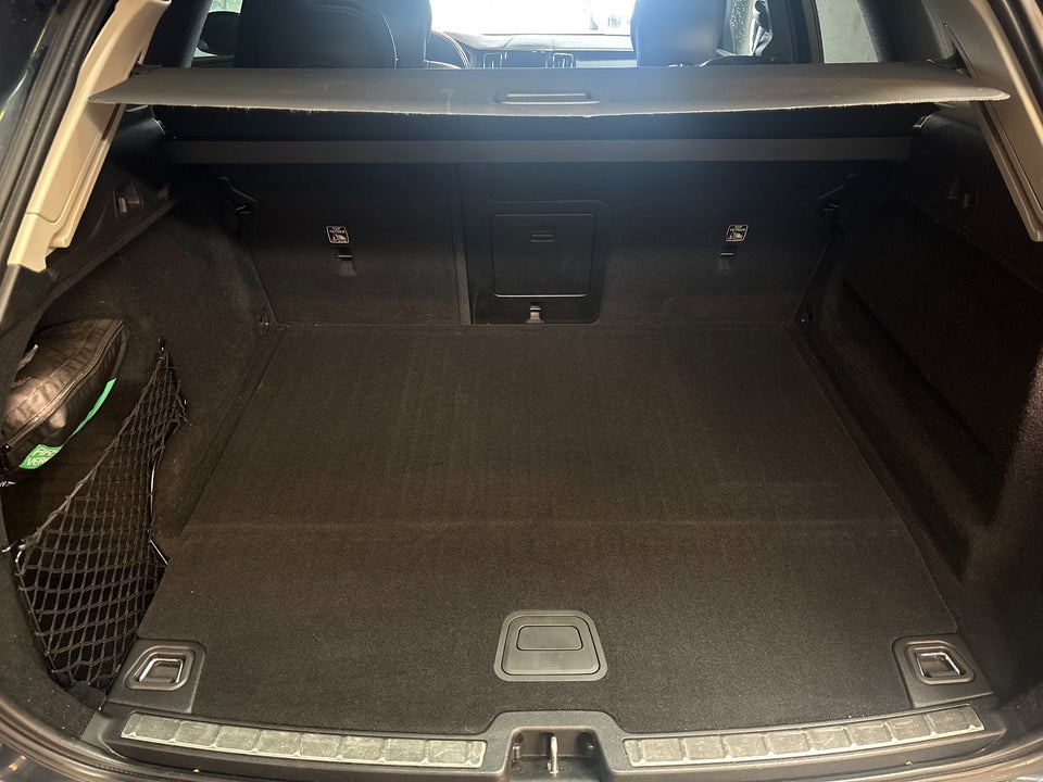 Volvo XC60 2,0 T8 ReCharge Inscription aut. AWD 5d