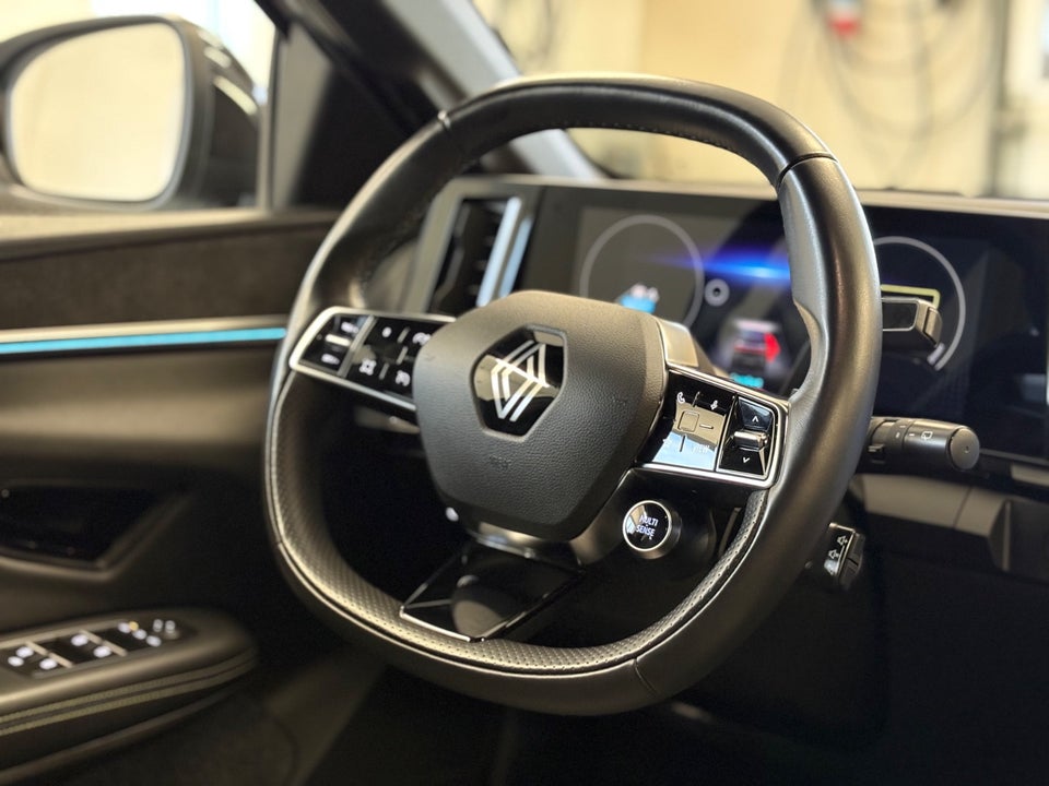 Renault Megane E-Tech 60 Techno 5d
