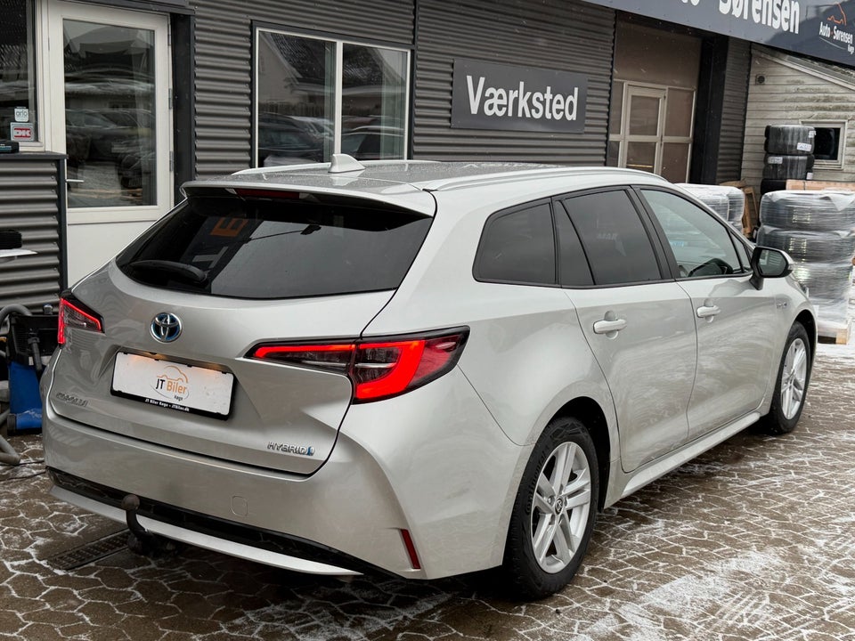 Toyota Corolla 1,8 Hybrid Active Smart Touring Sports MDS 5d