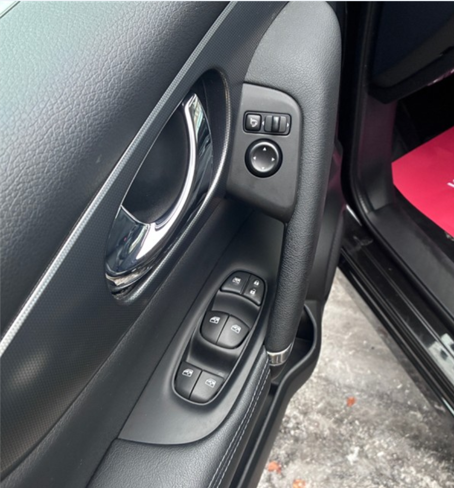 Nissan Qashqai 1,3 Dig-T 160 Tekna DCT 5d