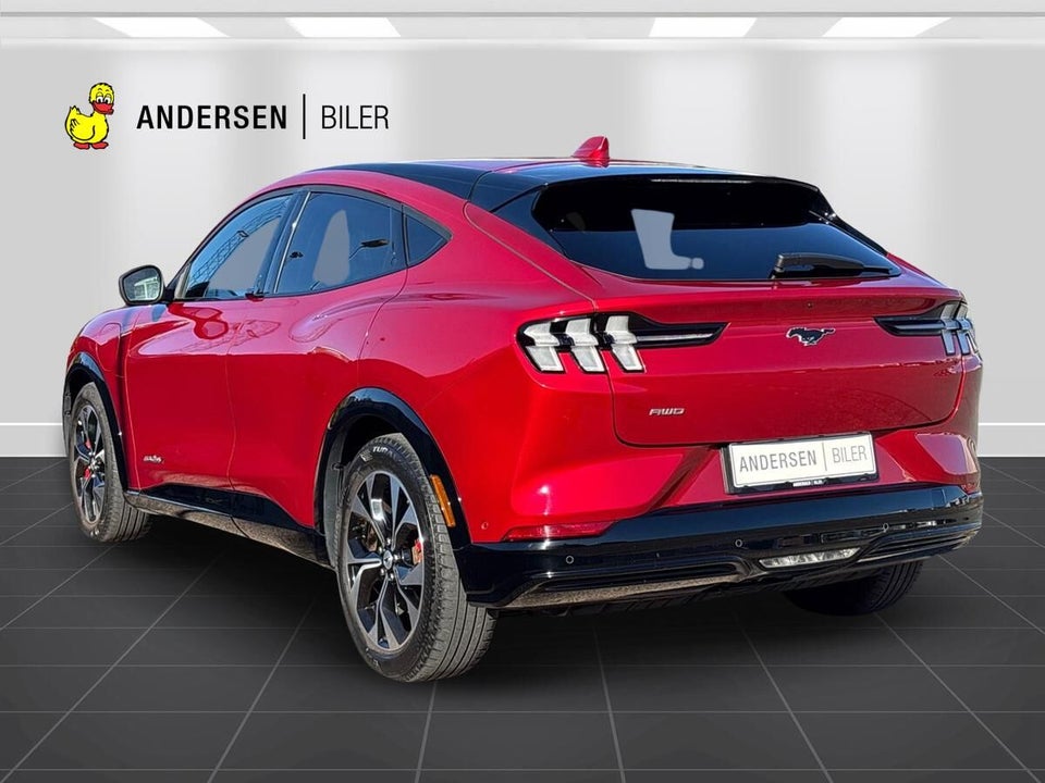 Ford Mustang Mach-E 88 Extended Range AWD 5d