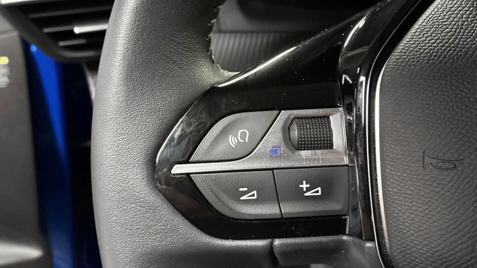 Peugeot e-208 50 Allure 5d