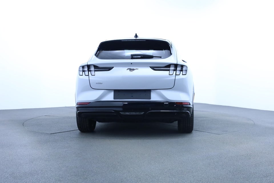 Ford Mustang Mach-E 91 Extended Range AWD 5d