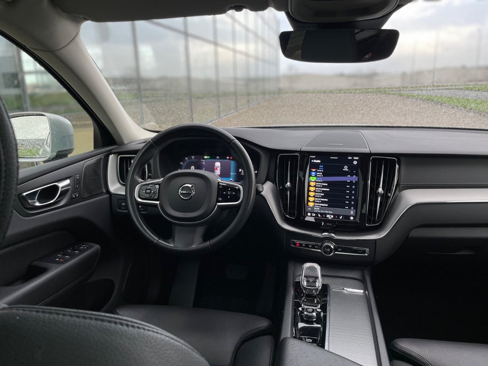 Volvo XC60 2,0 T8 ReCharge Inscription aut. AWD 5d