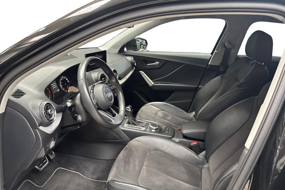 Audi Q2 35 TFSi Prestige S-tr. 5d