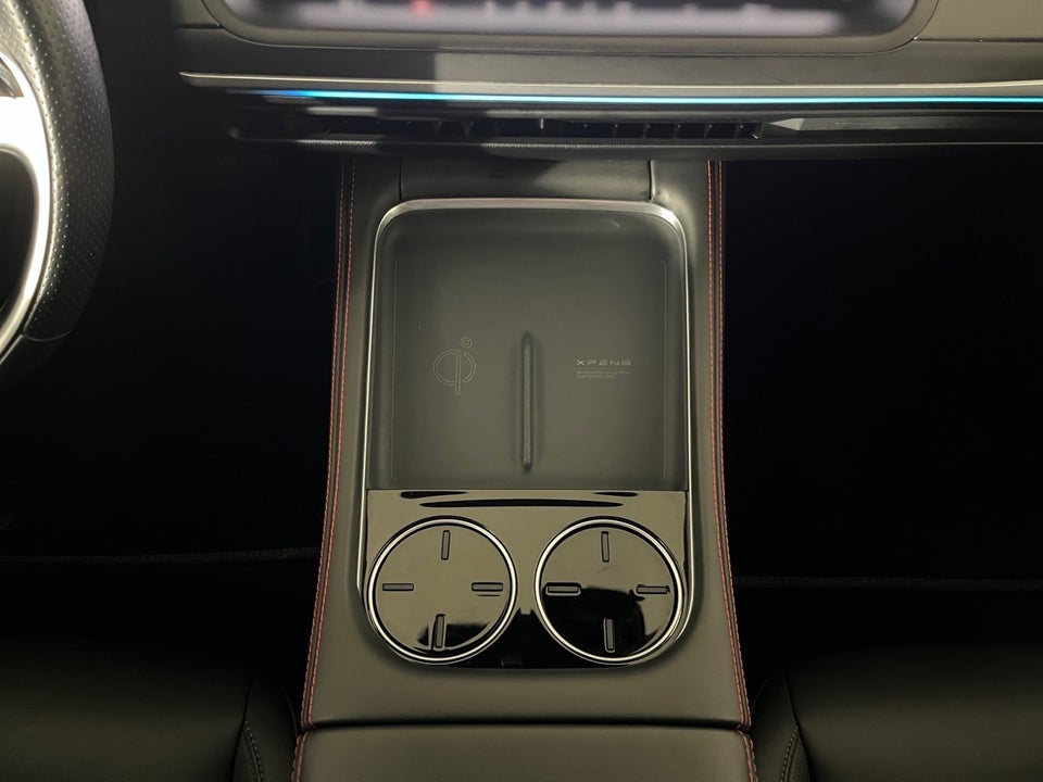 Xpeng P7 Performance 4d