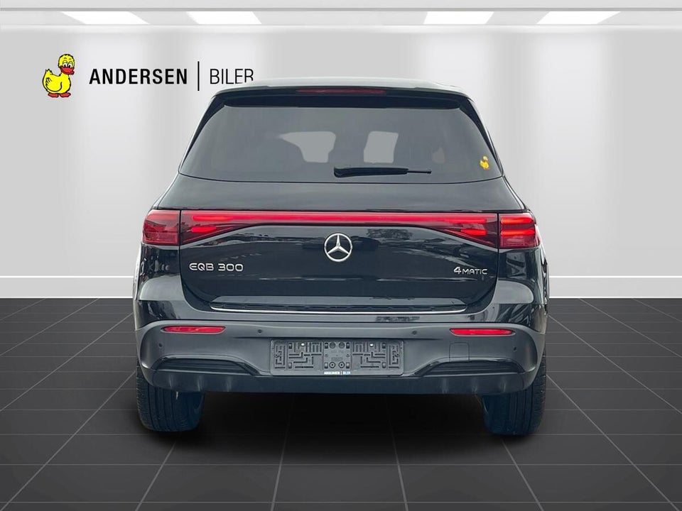 Mercedes EQB300 AMG Line 4Matic 5d
