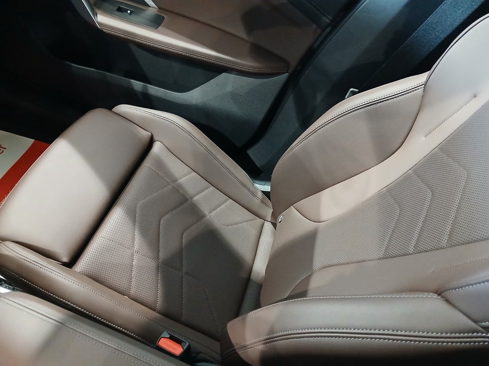 BMW iX1 xDrive30 M-Sport Premium 5d