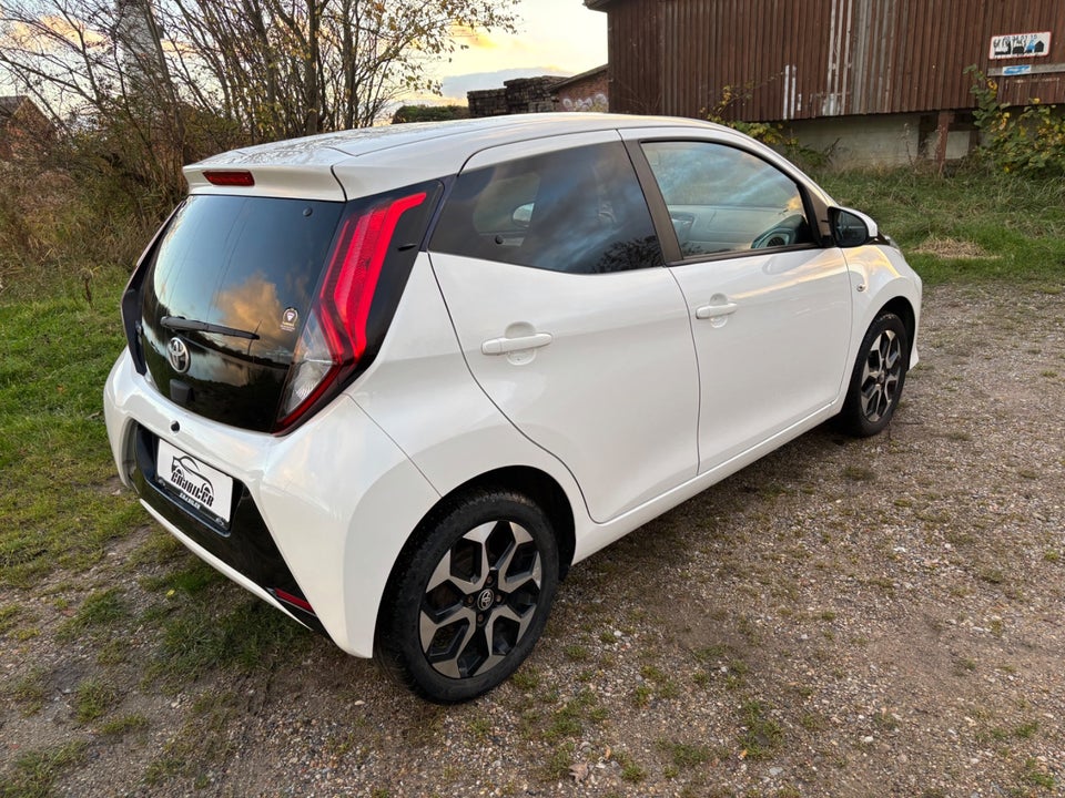 Toyota Aygo 1,0 VVT-i x-cellence 5d