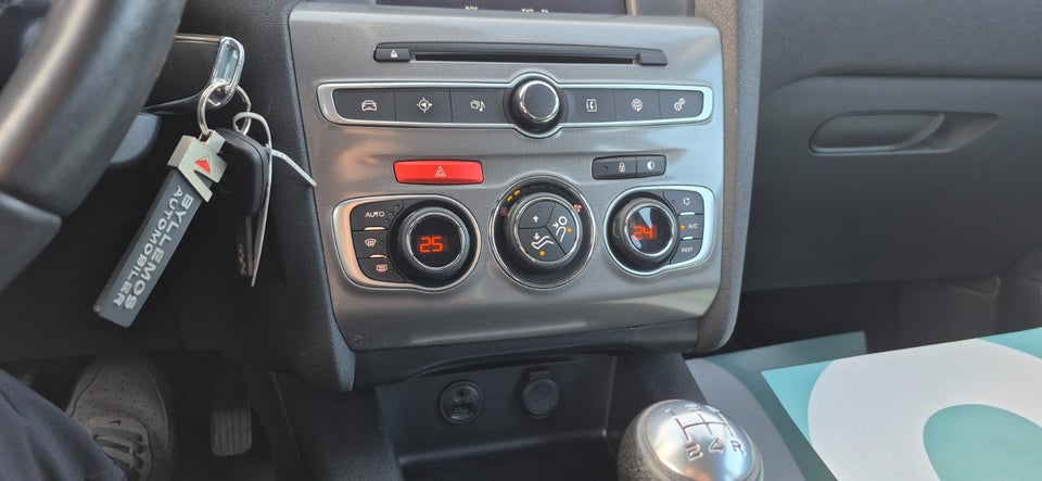 Citroën C4 1,6 BlueHDi 100 Feel Complet 5d