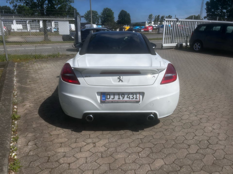 Peugeot RCZ 1,6 THP 270 R 2d