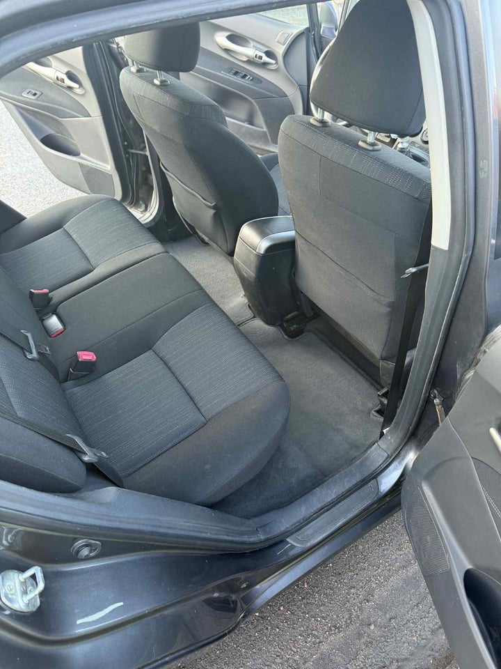 Toyota Auris 1,4 D-4D TX 5d