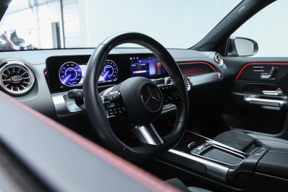 Mercedes EQB250+ AMG Advance 5d