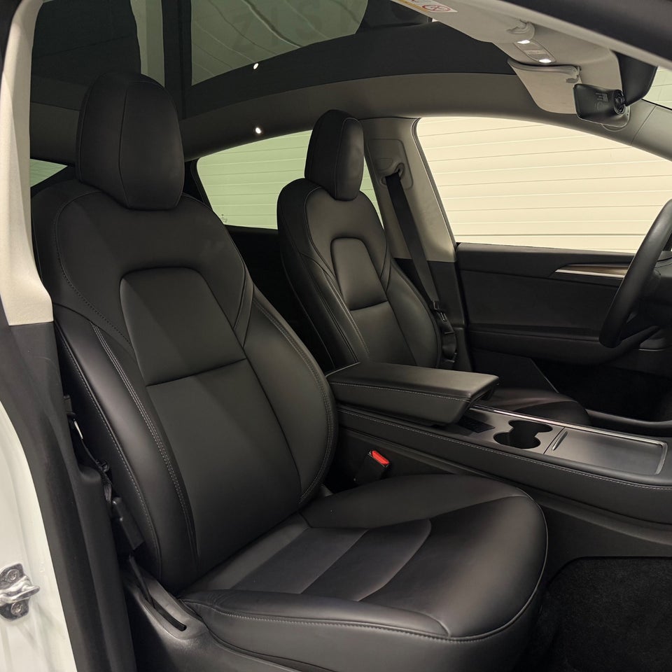 Tesla Model Y Long Range AWD 5d