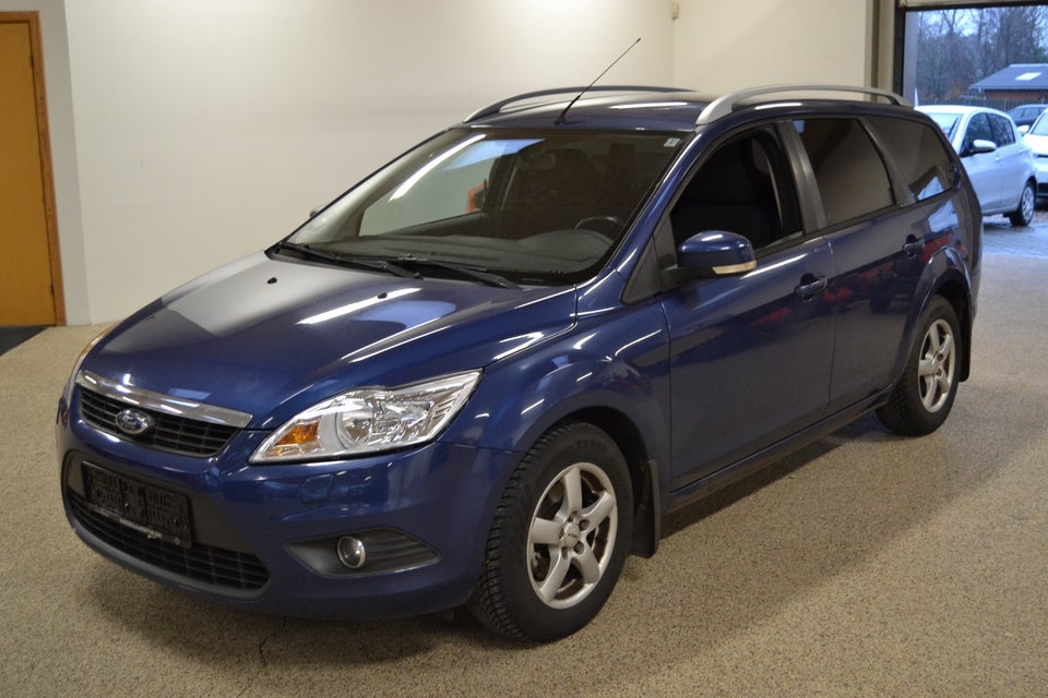 Ford Focus 1,6 Trend stc. 5d