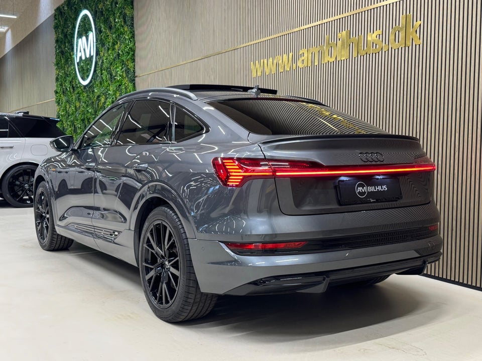 Audi e-tron 55 S-line Sportback quattro 5d