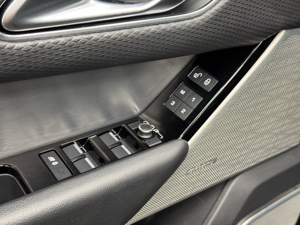 Land Rover Range Rover Velar 3,0 D300 R-Dynamic HSE aut. 5d