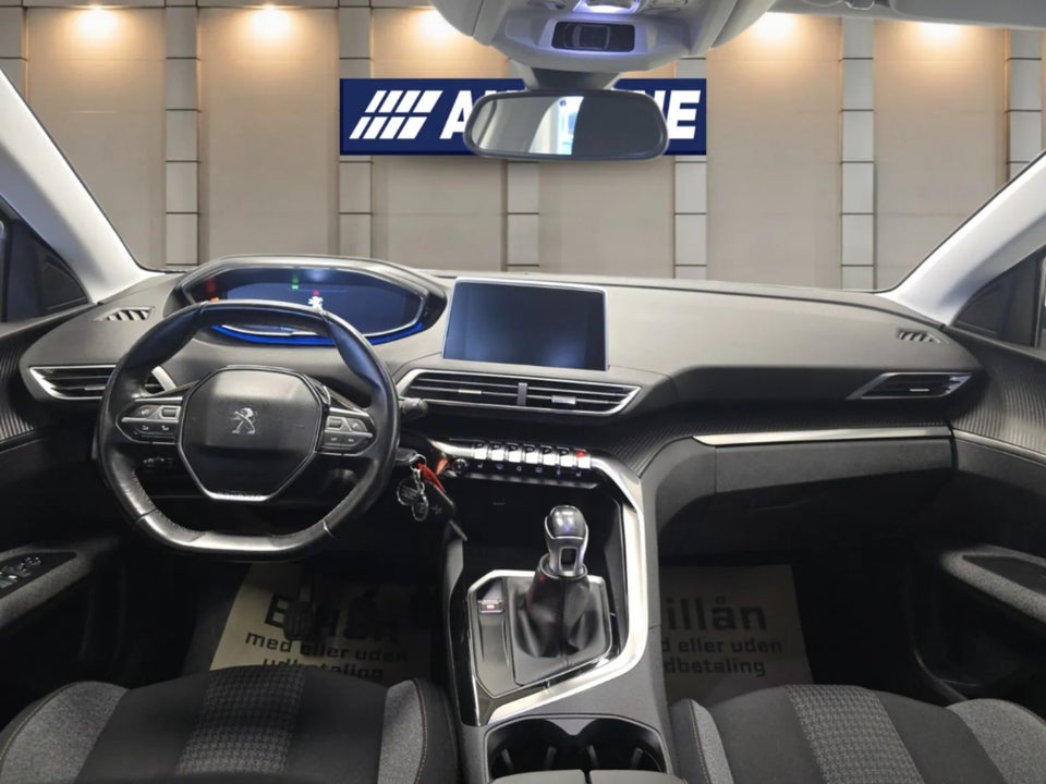 Peugeot 3008 1,2 e-THP 130 Active 5d