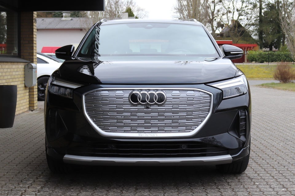 Audi Q4 e-tron 40 Advanced 5d