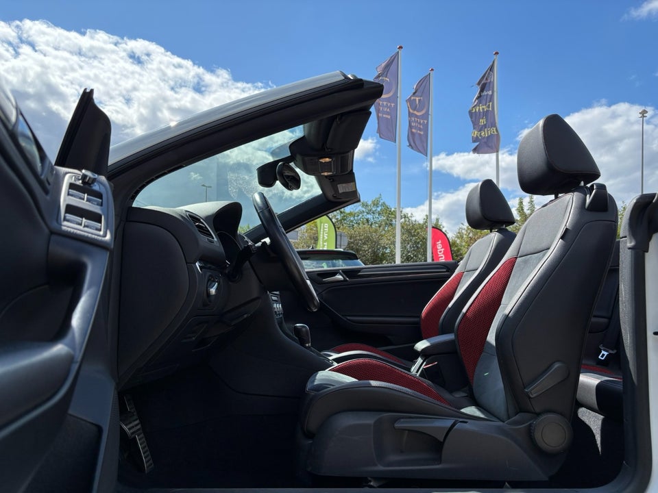 VW Golf VI 1,4 TSi 122 Cabriolet DSG 2d