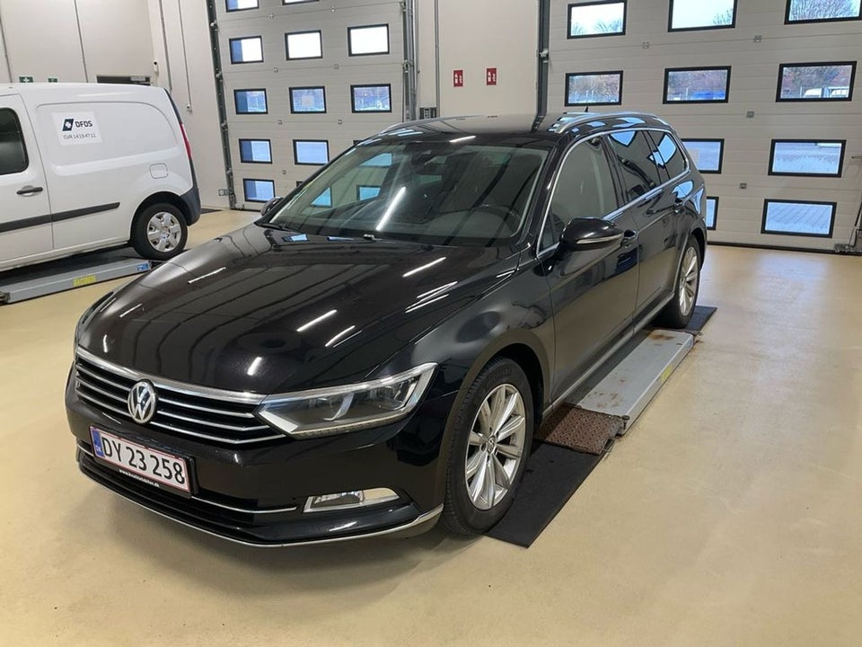 VW Passat 2,0 TDi 150 Highline Premium Variant DSG 5d