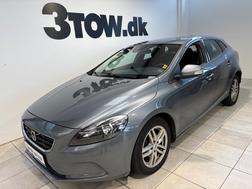 Volvo V40 2,0 D2 120 Kinetic 5d