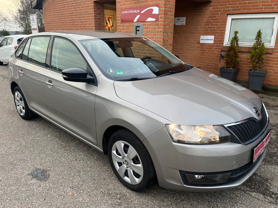 Skoda Rapid 1,2 TSi 90 Style Spaceback 5d